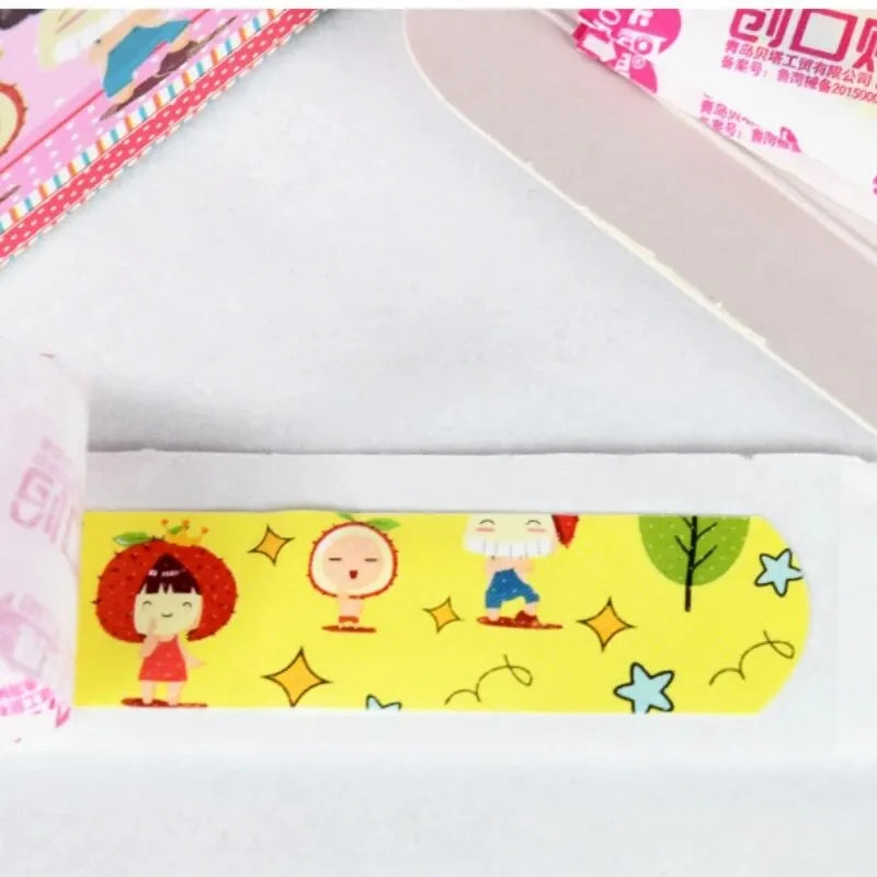 120Pcs Cartoon Animal Pattern Hemostatic Band-Aid